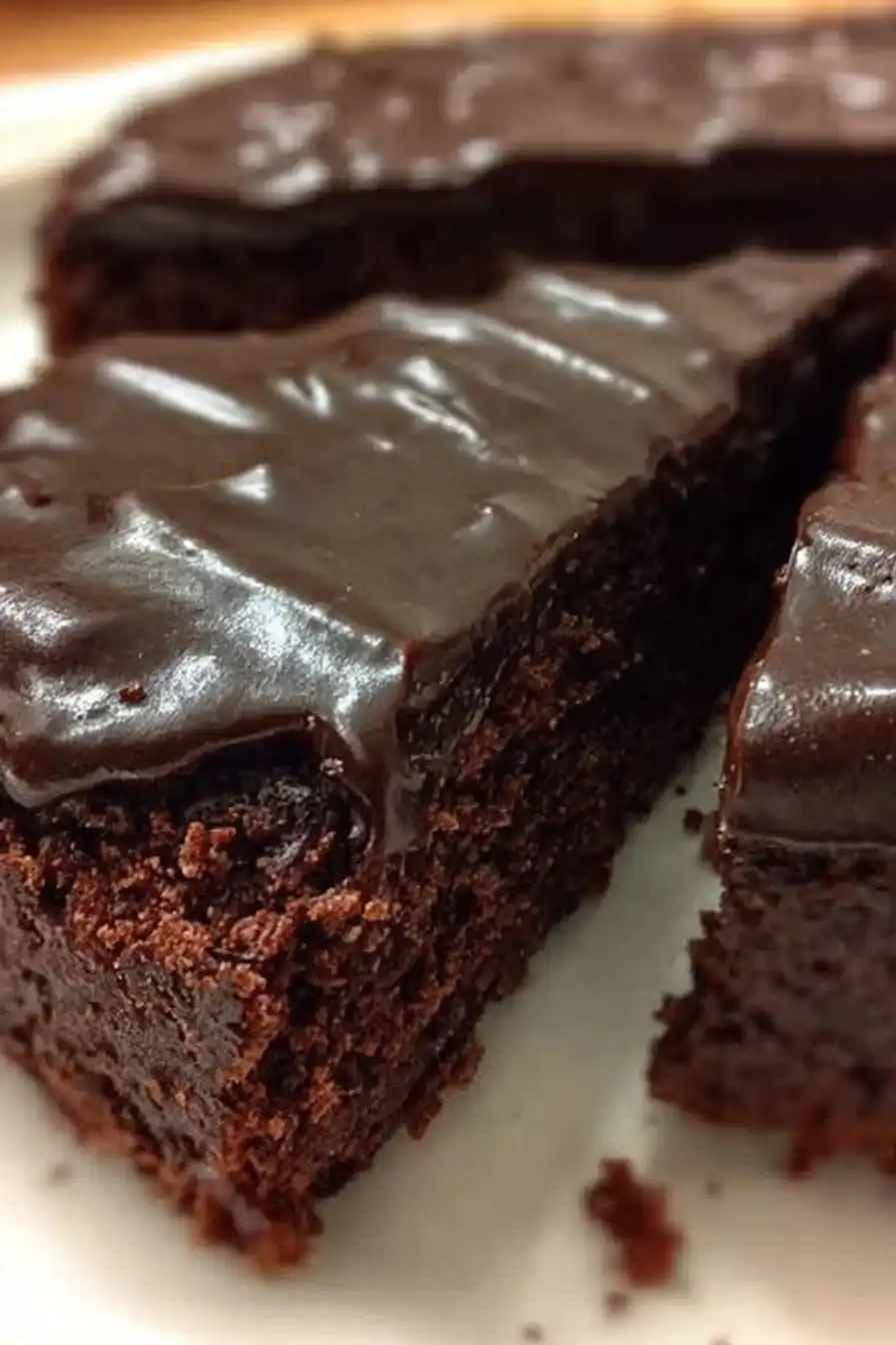 Flourless Gluten-Free Chocolate Cake With Chocolate Ganache Glaze Flourless Gluten-Free Chocolate Cake With Chocolate Ganache Glaze